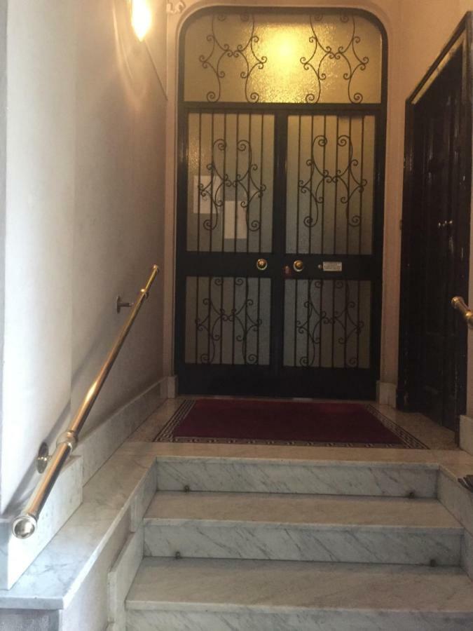 La Quiete Lägenhet Milano Exteriör bild